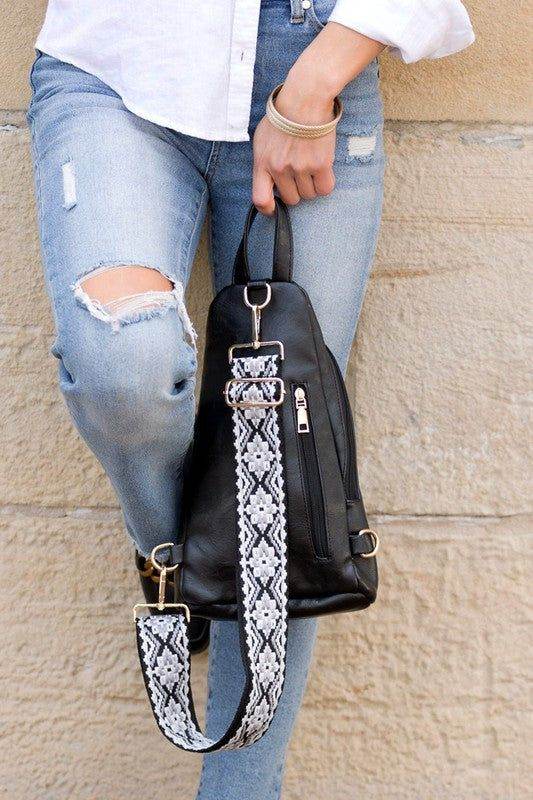 Evie Everyday Sling Bag - us.meeeshop