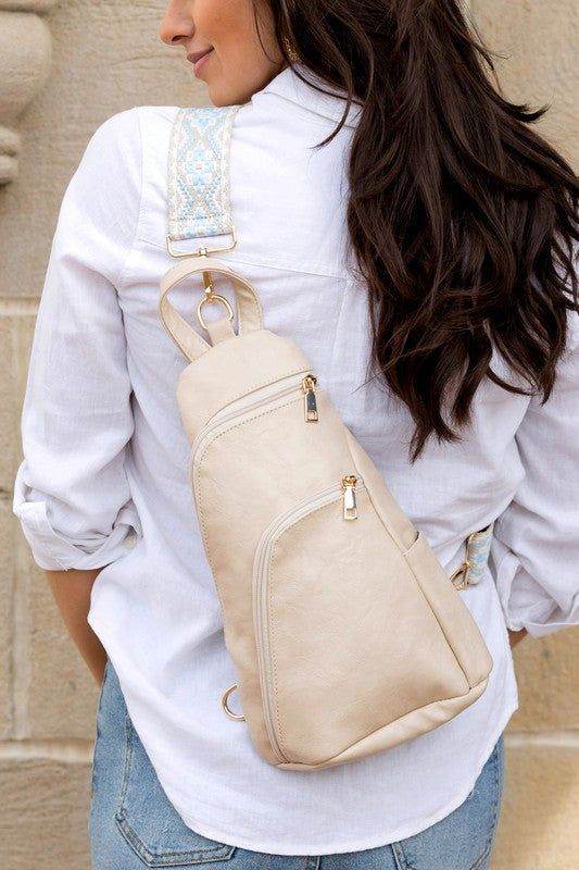 Evie Everyday Sling Bag - us.meeeshop