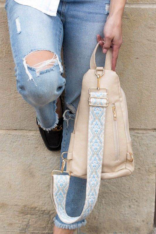 Evie Everyday Sling Bag - us.meeeshop