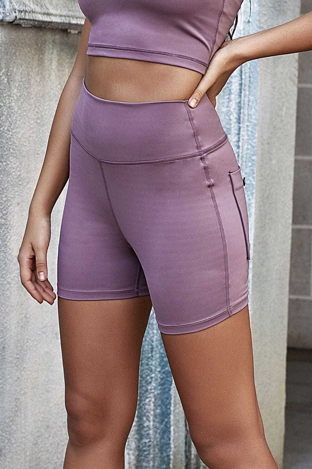 Exposed Seam Decorative Button Yoga Shorts us.meeeshop - 