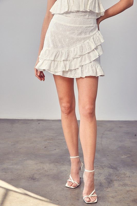 Eyelet Ruffle Skirt In White - us.meeeshop