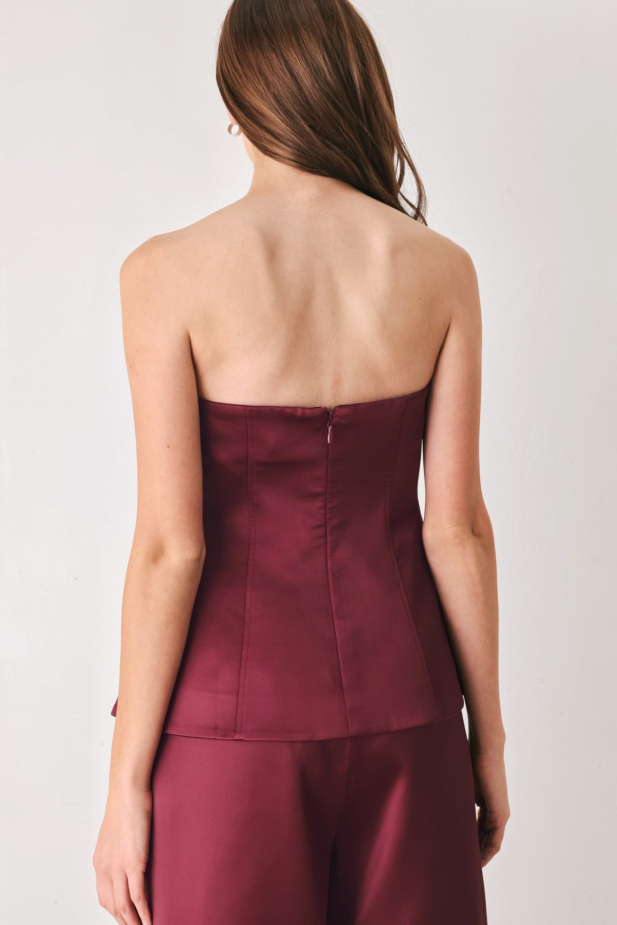 MODERN NOIR BLACK STRAPLESS BUTTON TOP
