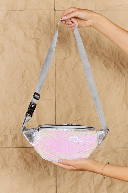 Fame | Festival Baby Sequin Front Single Zipper Fanny Pack | us.meeeshop