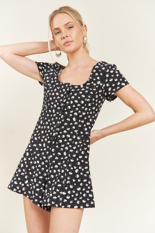 Women's Floral Button Down Romper - us.meeeshop