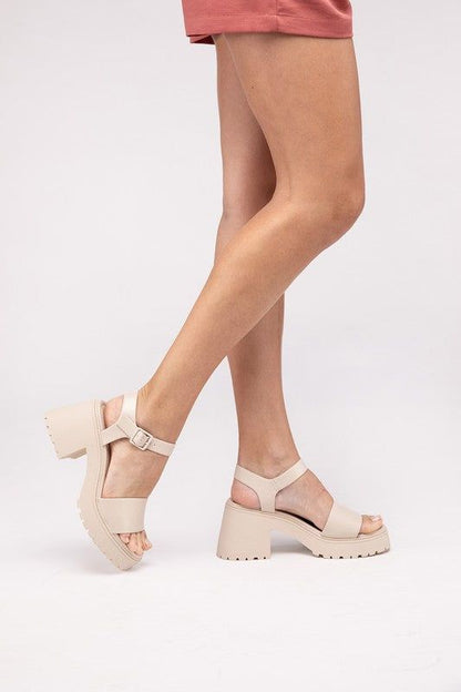 Fortune Dynamic BOOMER-S Platform Heel Sandals us.meeeshop - 