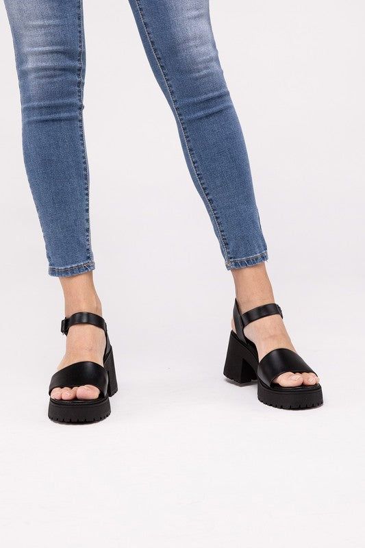 Fortune Dynamic BOOMER-S Platform Heel Sandals us.meeeshop - 