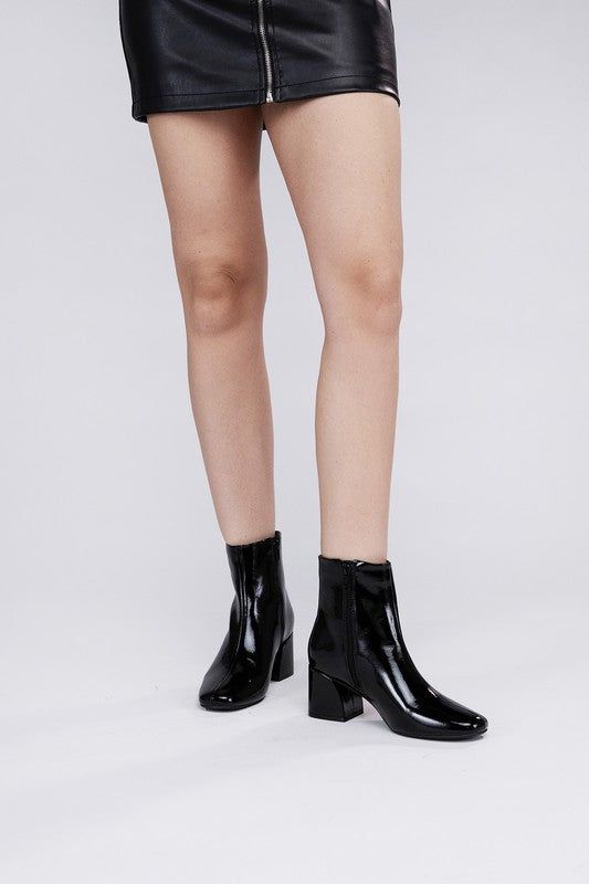 Fortune Dynamic Ultra Faux Leather Boots us.meeeshop - 