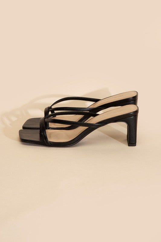 Gadget-S Thong Mule Heels - us.meeeshop