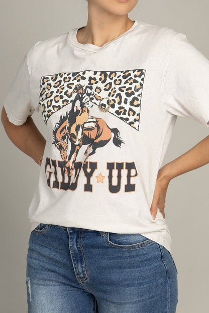 Giddy Up Graphic Top us.meeeshop - 