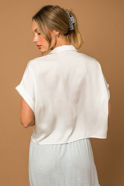 Gilli | Satin Boxy Button Down Blouse us.meeeshop - 