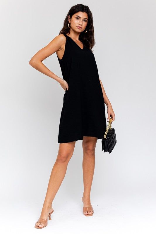 Gilli | Sleeveless V-Neck Dress us.meeeshop - 