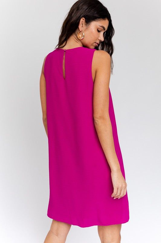 Gilli | Sleeveless V-Neck Dress us.meeeshop - 