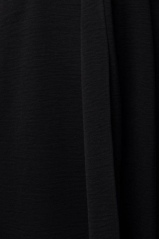 Gilli | Solid V-Neck Midi Dress W/ Front Knot | us.meeeshop
