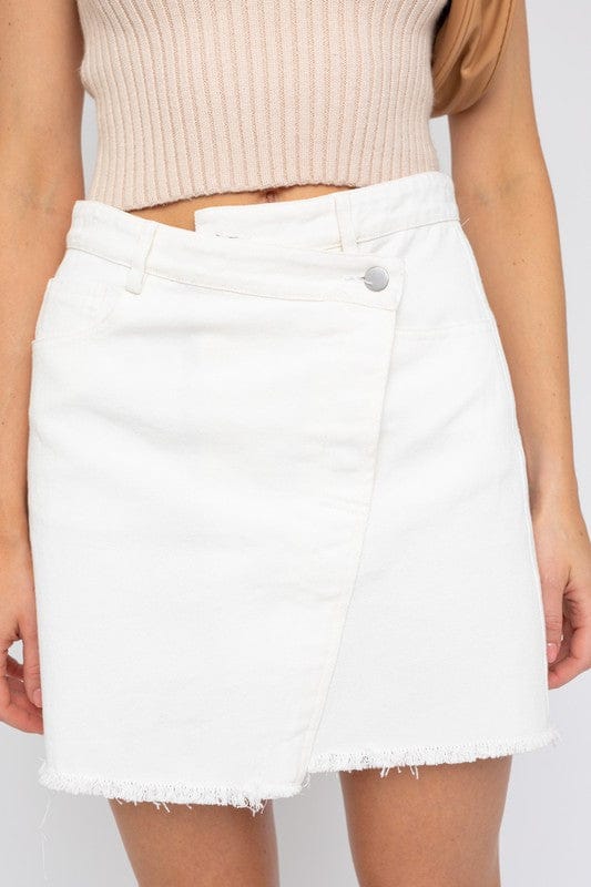 Gilli | White Denim Mini Skirt | us.meeeshop