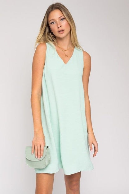 Gilli | Sleeveless V-Neck Dress - us.meeeshop