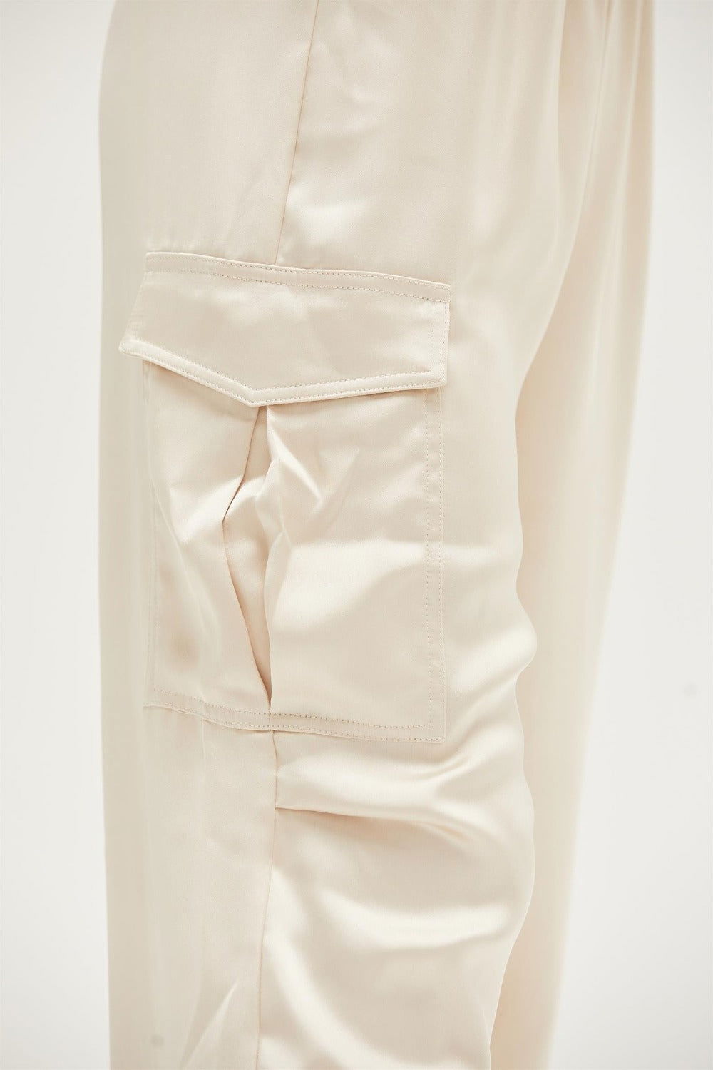 HYFVE Approach Satin Drawstring Hem Cargo Pants us.meeeshop - 