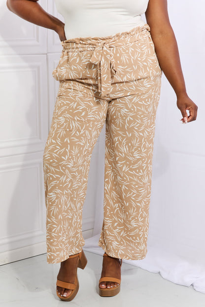 Heimish Right Angle Full Size Geometric Printed Pants in Tan | us.meeeshop