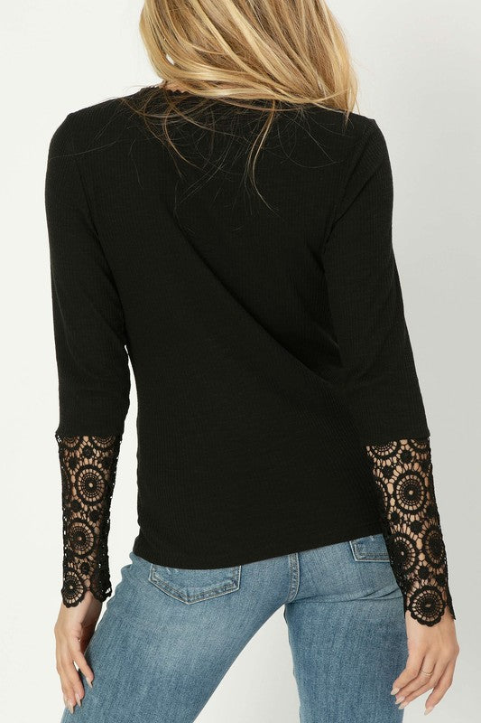 Henley neck tee with lace trim | us.meeeshop