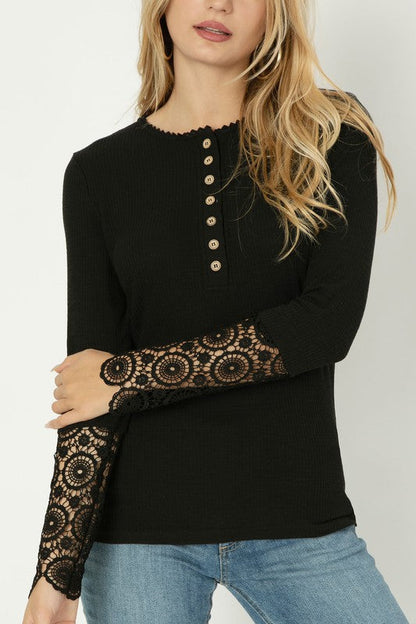 Henley neck tee with lace trim | us.meeeshop