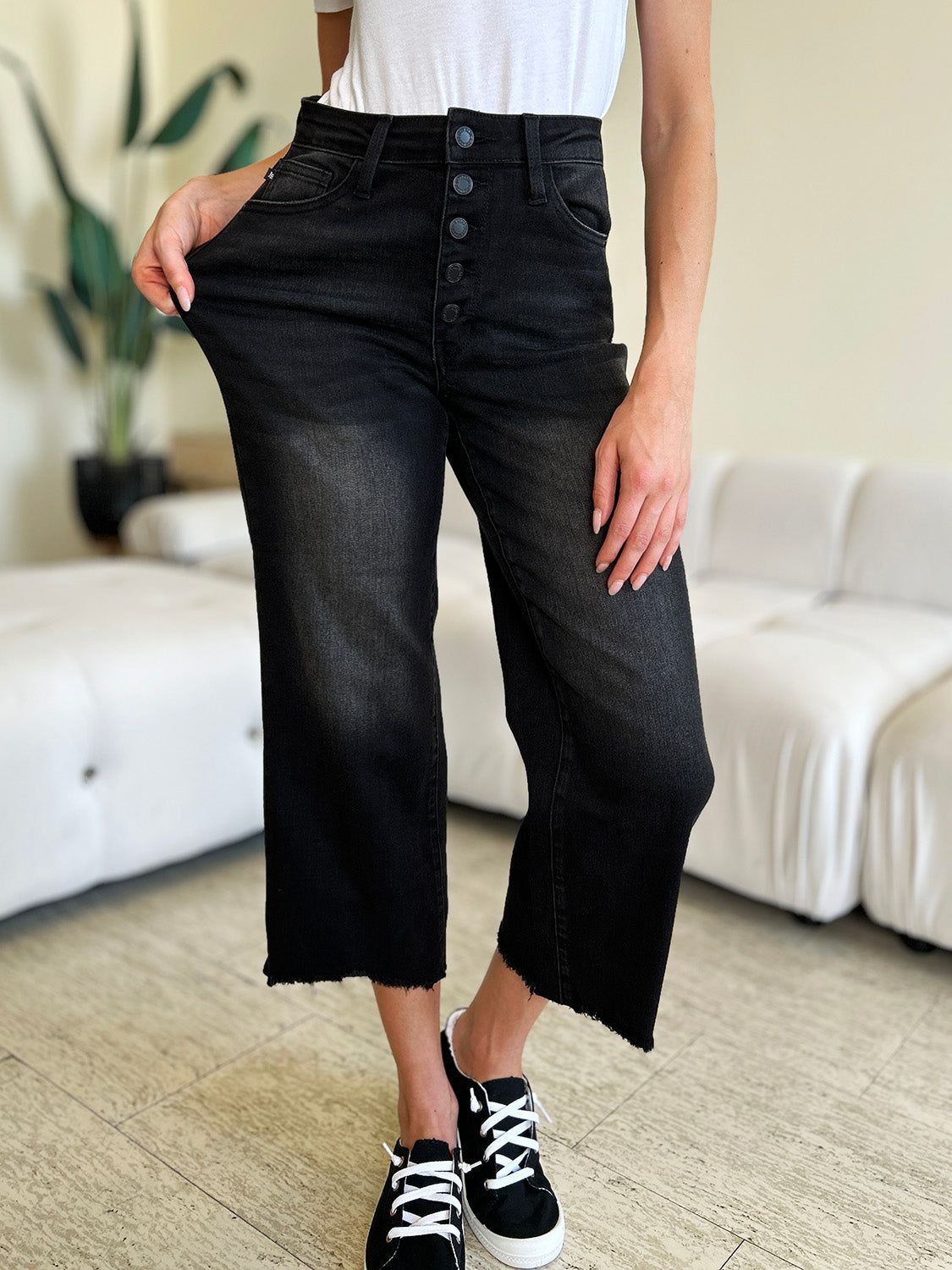 Judy Blue Full Size High Waist Button Fly Jeans - us.meeeshop