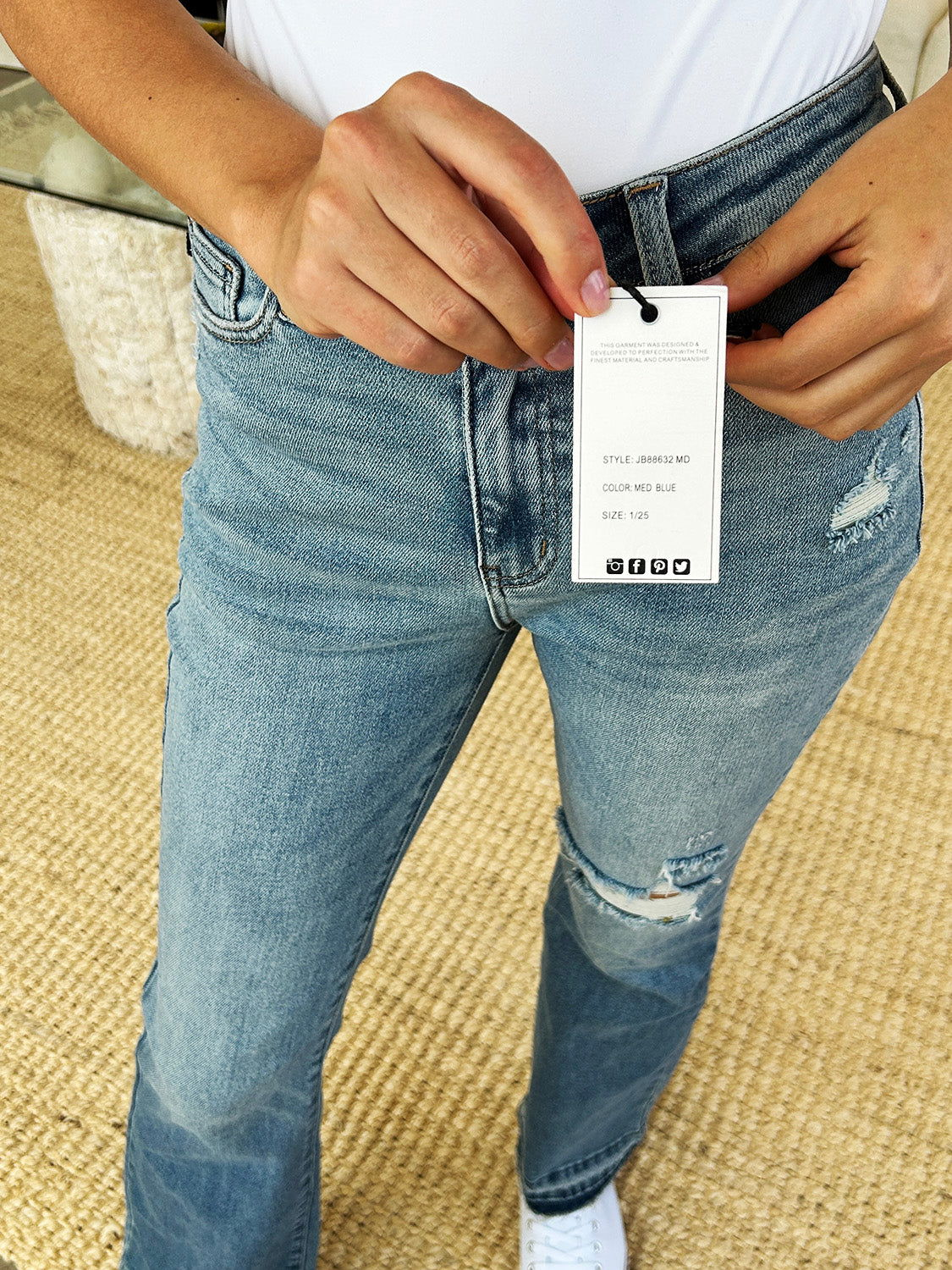 Judy Blue Full Size Mid Rise Destroyed Hem Distressed Jeans - us.meeeshop