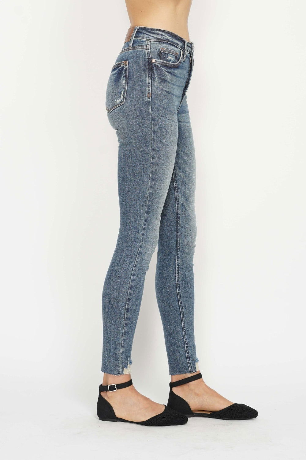 Women's Judy Blue Full Size Tummy Control Vintage Wash Hem Destroy Skinny Jeans - us.meeeshop