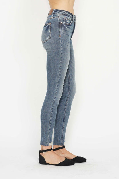 Women's Judy Blue Full Size Tummy Control Vintage Wash Hem Destroy Skinny Jeans - us.meeeshop