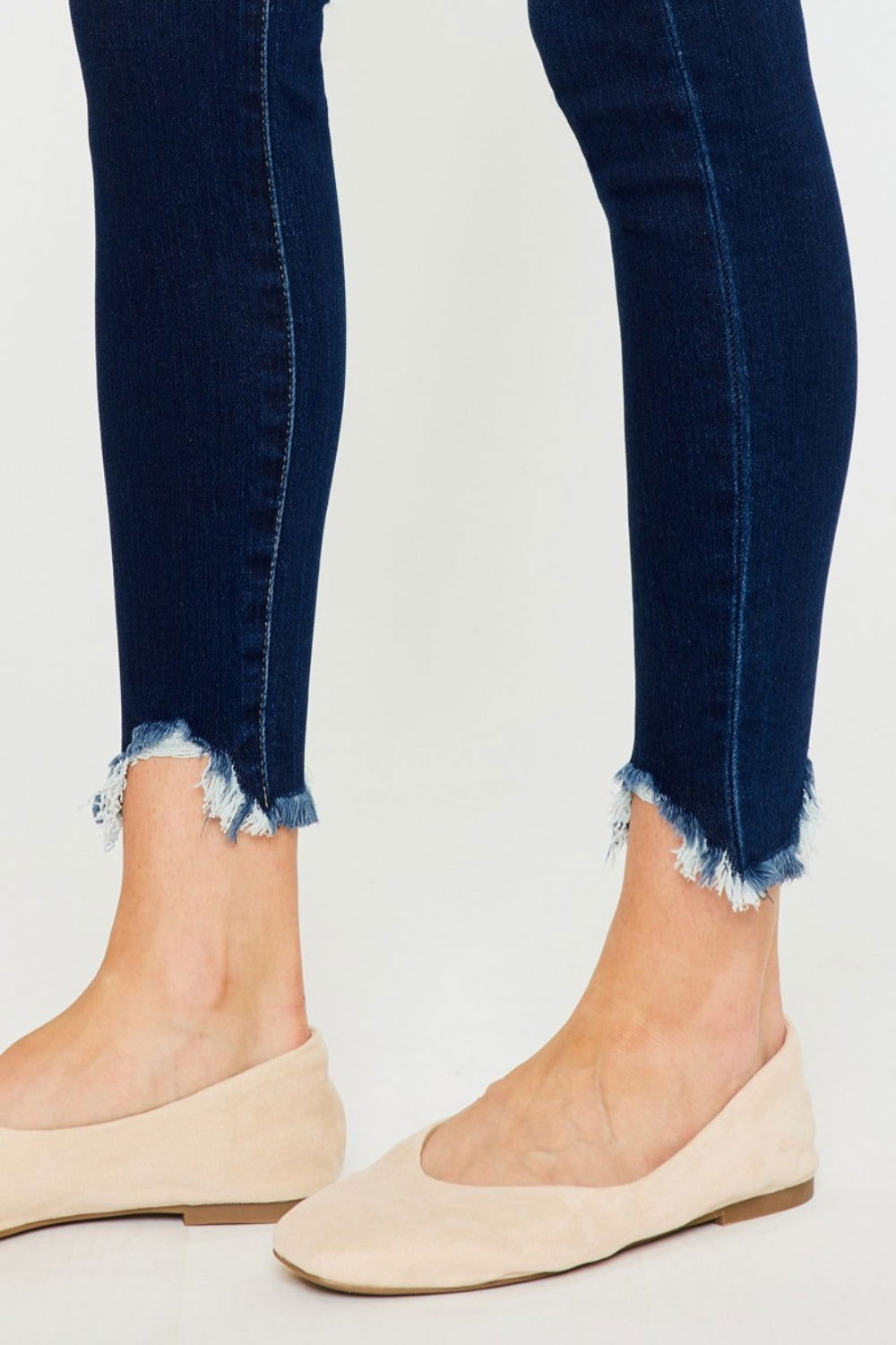 Kancan High Rise Frayed Ankle Skinny Jeans us.meeeshop - 