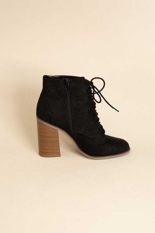 Women's Kidman Lace Up Boots - us.meeeshop