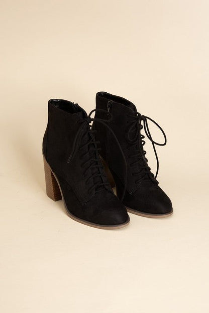 Women's Kidman Lace Up Boots - us.meeeshop