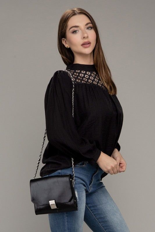 Lace yoke blouse in Black us.meeeshop - 