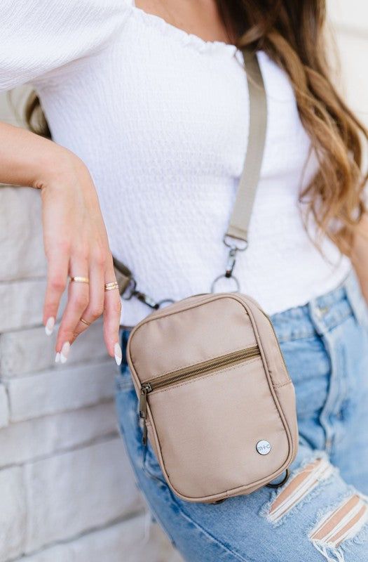 Lainey Customizable Crossbody Sling - us.meeeshop