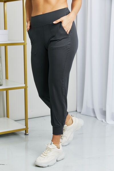 Leggings Depot Full Size Wide Waistband Cropped Joggers - us.meeeshop