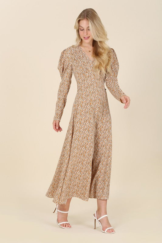 Lilou | Fit and Flare floral maxi dress | us.meeeshop
