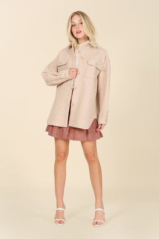 Lilou | Light beige shacket with pockets us.meeeshop - 