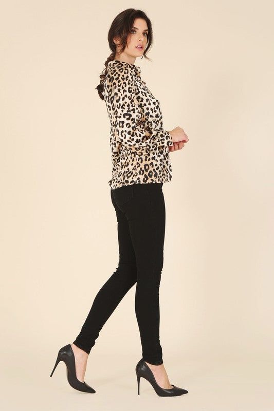 Lilou Satin leopard blouse us.meeeshop - 