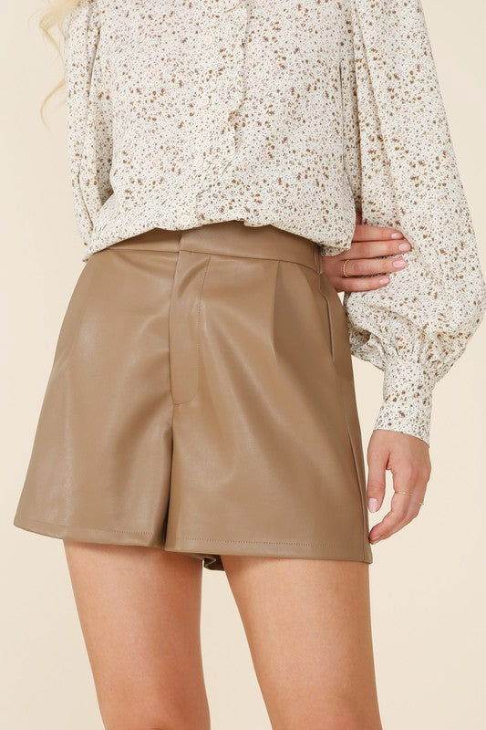 Lilou Vegan leather shorts - us.meeeshop