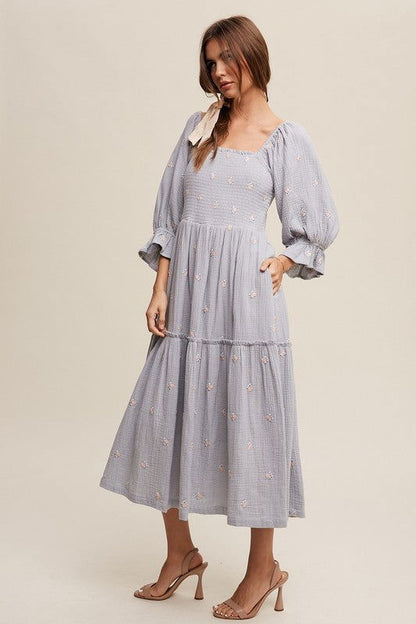 Listicle Ditzy Floral Embroidery Puff Sleeve Maxi Dress us.meeeshop - 