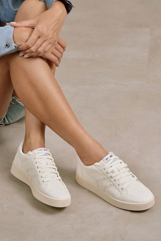 Low Top Lace Up Sneakers us.meeeshop - Shoes