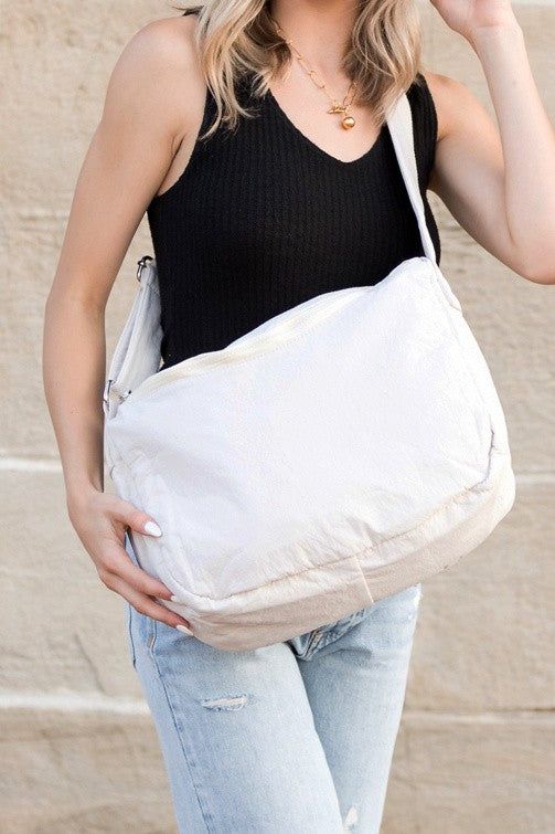 Women's Lula Everywhere Nylon Messenger - us.meeeshop