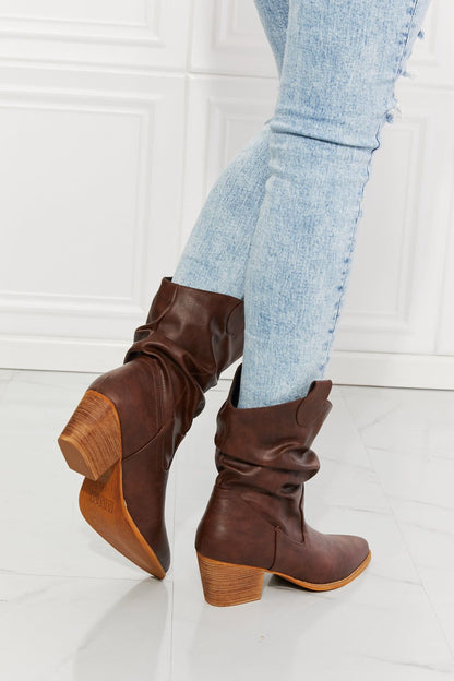 MMShoes Better in Texas Scrunch Cowboy Boots in Brown us.meeeshop - 