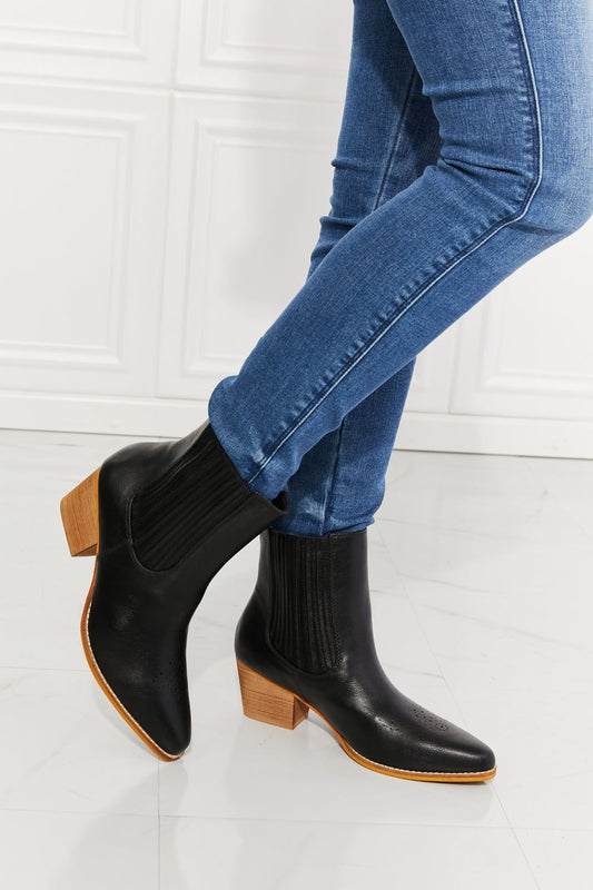 MMShoes Love the Journey Stacked Heel Chelsea Boot in Black us.meeeshop - Shoes