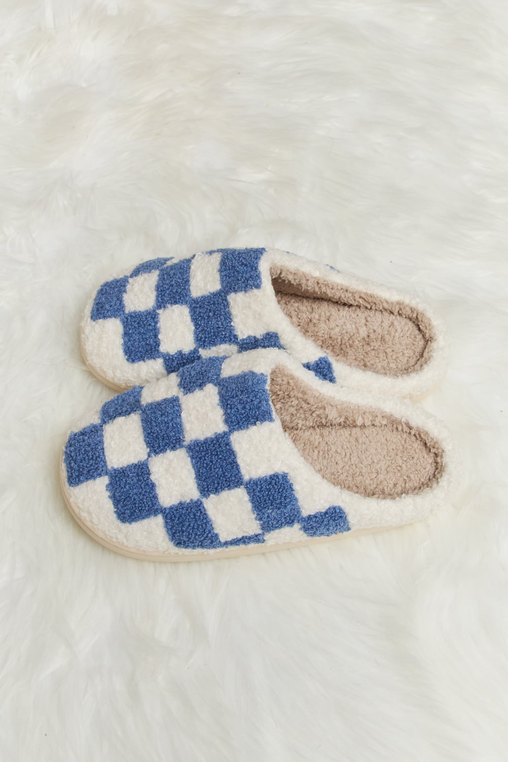 Melody Checkered Print Plush Slide Slippers | us.meeeshop