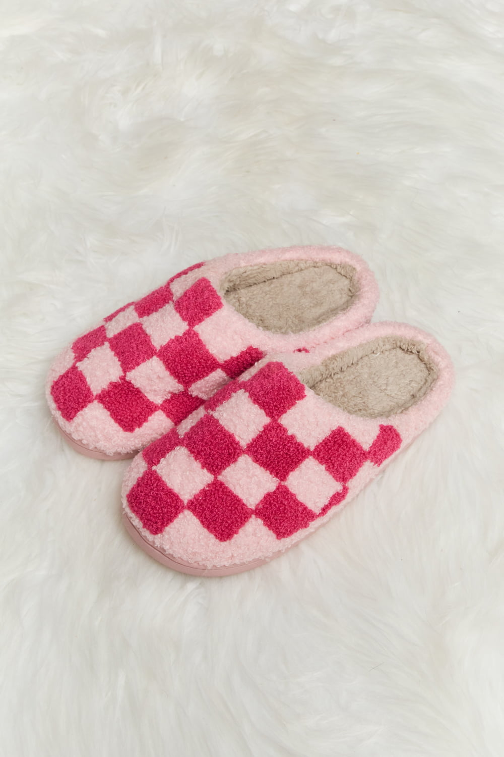 Melody Checkered Print Plush Slide Slippers | us.meeeshop