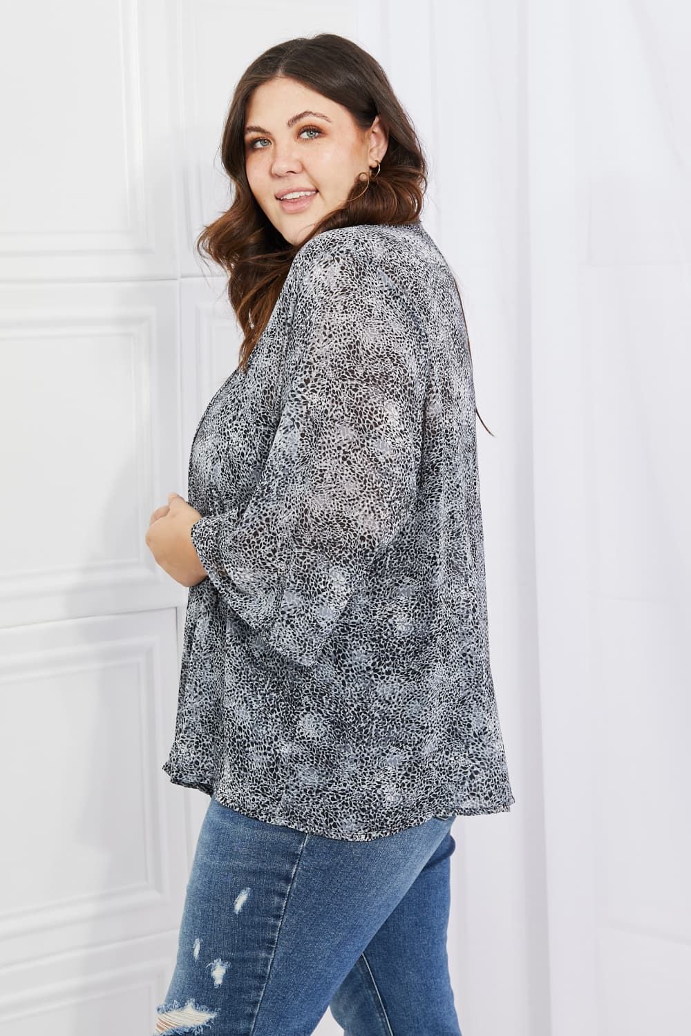 Melody Full Size Snake Print Chiffon Kimono us.meeeshop - 