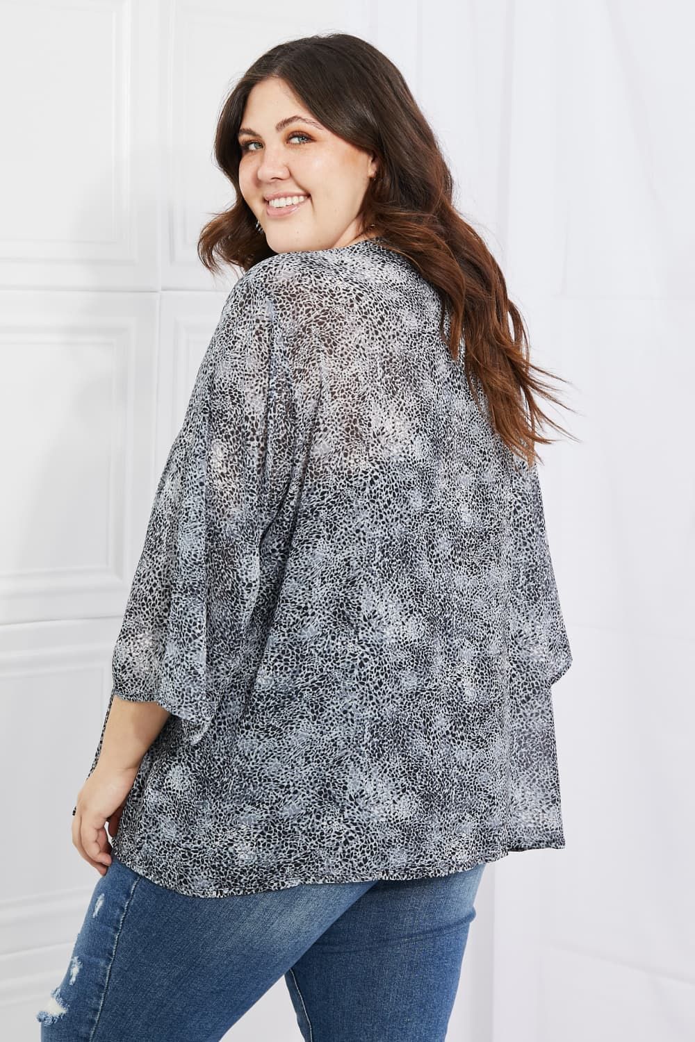 Melody Full Size Snake Print Chiffon Kimono us.meeeshop - 