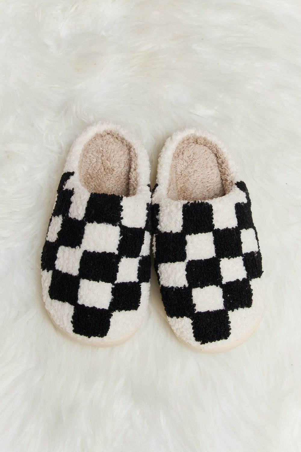 Melody Checkered Print Plush Slide Slippers - us.meeeshop