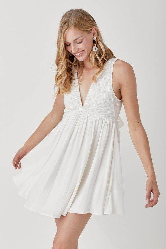 Mustard Seed V Neck Smock Sleeveless Dress in White - us.meeeshop