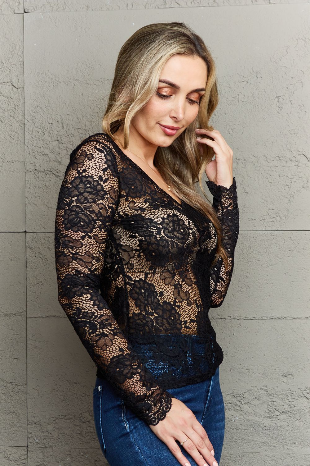 Ninexis | Be Kind Off The Shoulder Lace Top | us.meeeshop