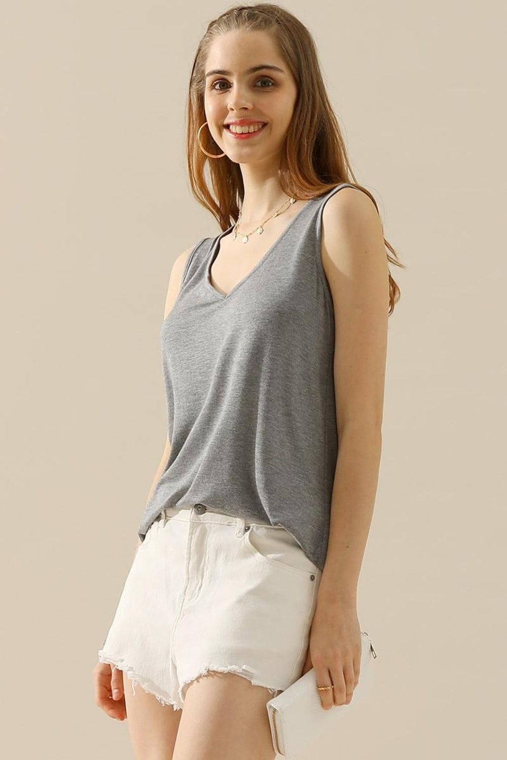 Ninexis Full Size V-Neck Curved Hem Tank us.meeeshop - 